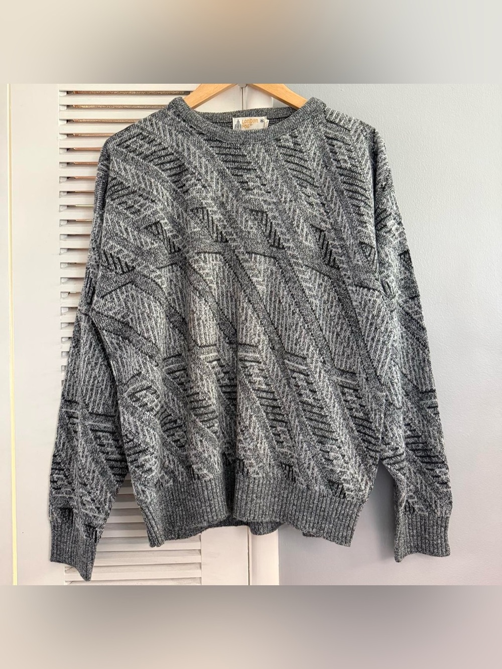 Vintage 90’s London Fog Gray Black Knit Sweater Sz XL